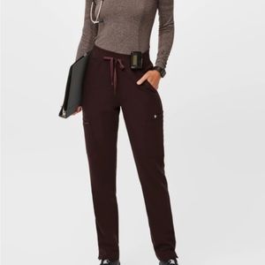 Figs Expresso scrub set, NWT